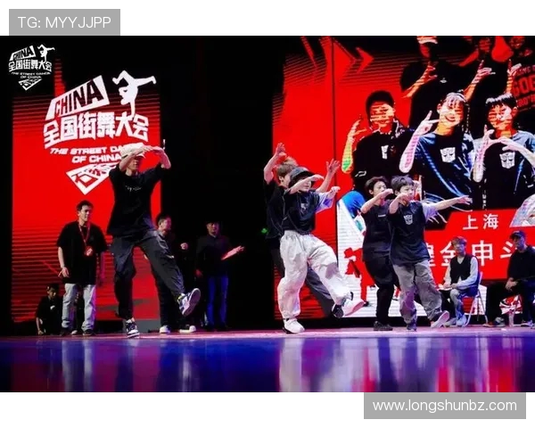 武汉街舞队揭秘：热情与梦想交织的舞动之旅